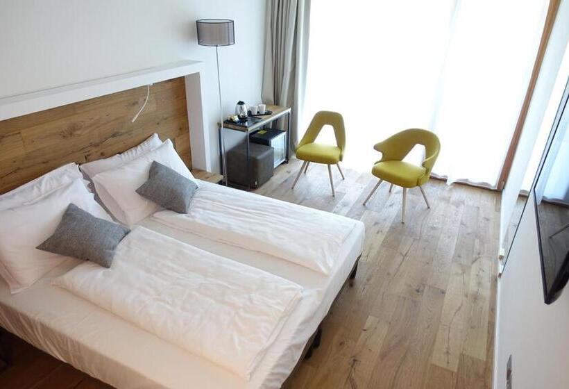 تختخواب و صبحانه Alea   Garda Lake Suite