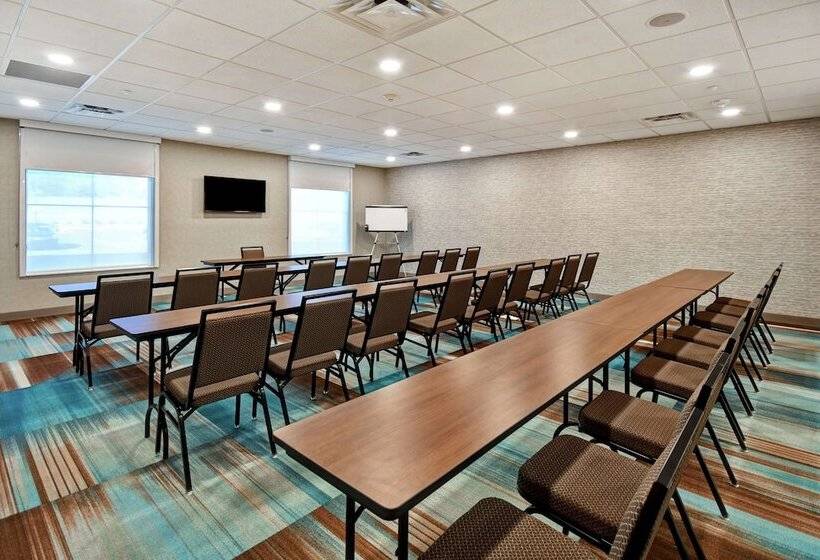 Отель Home2 Suites By Hilton Lagrange