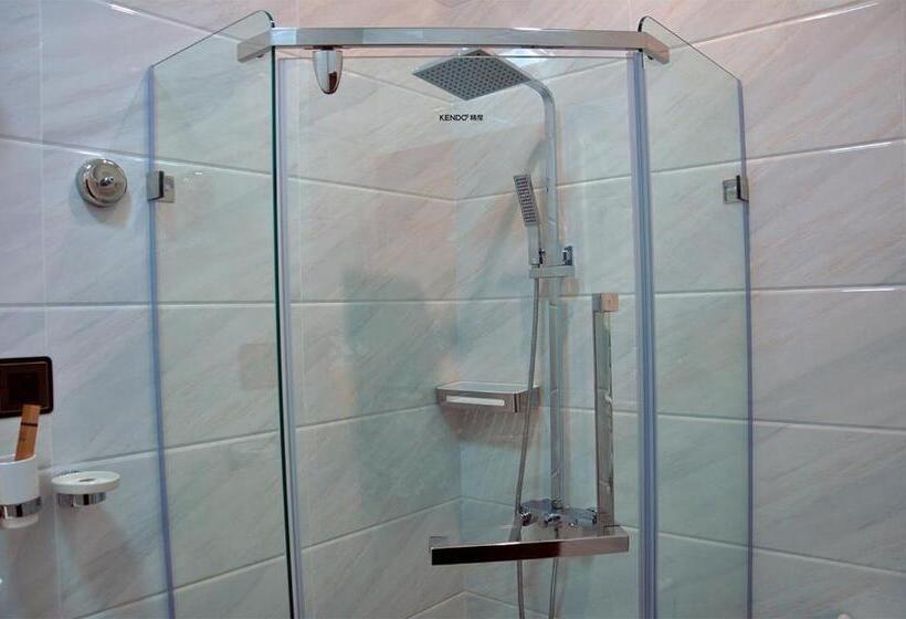 בית מלון כפרי Parliament Palace