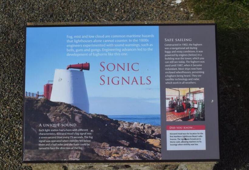 فندق صغير Cheers Cafe Bar & Tavern