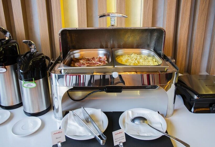 호텔 Moov Curitiba