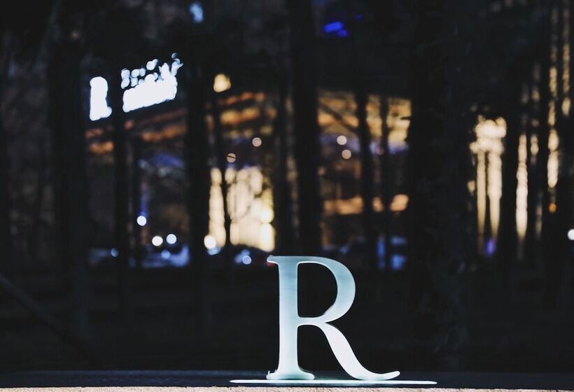 فندق Renaissance Xi An