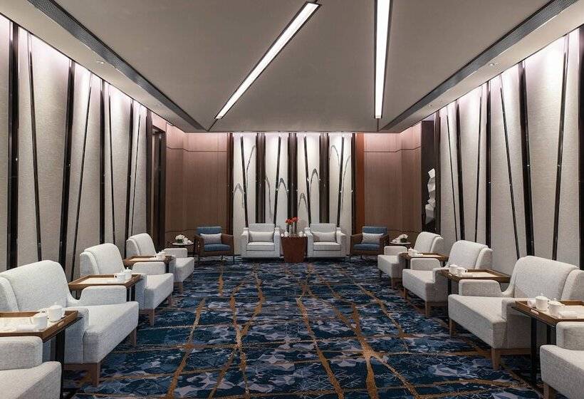 فندق Renaissance Xi An