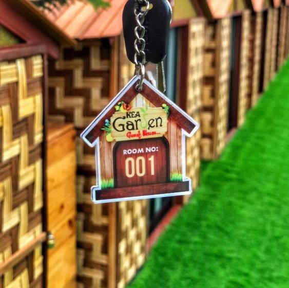 هتل کپسول Kea Garden Mini Chalet   Hostel
