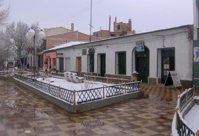 هتل Rummy Hostal