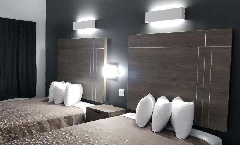 فندق على الطريق Continental Inn & Suites