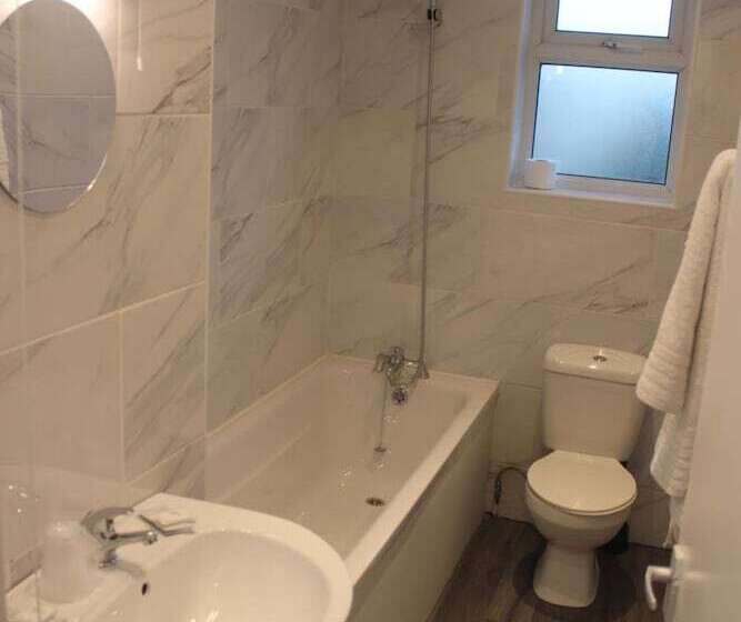 Corona Hotel Rotherham Sheffield Meadowhall