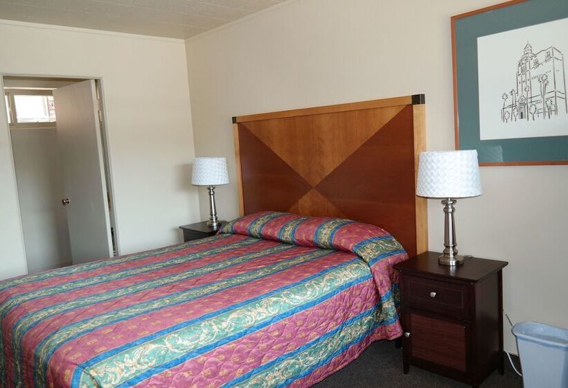 فندق River Park Inn