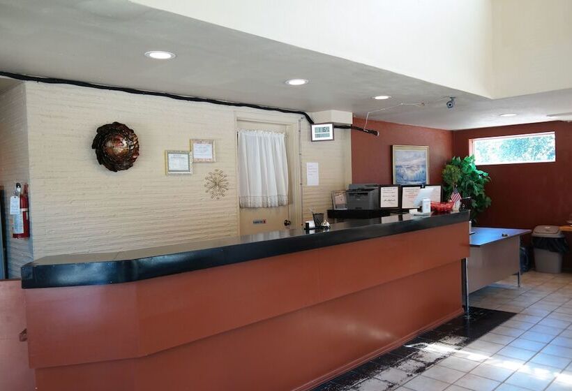 فندق River Park Inn