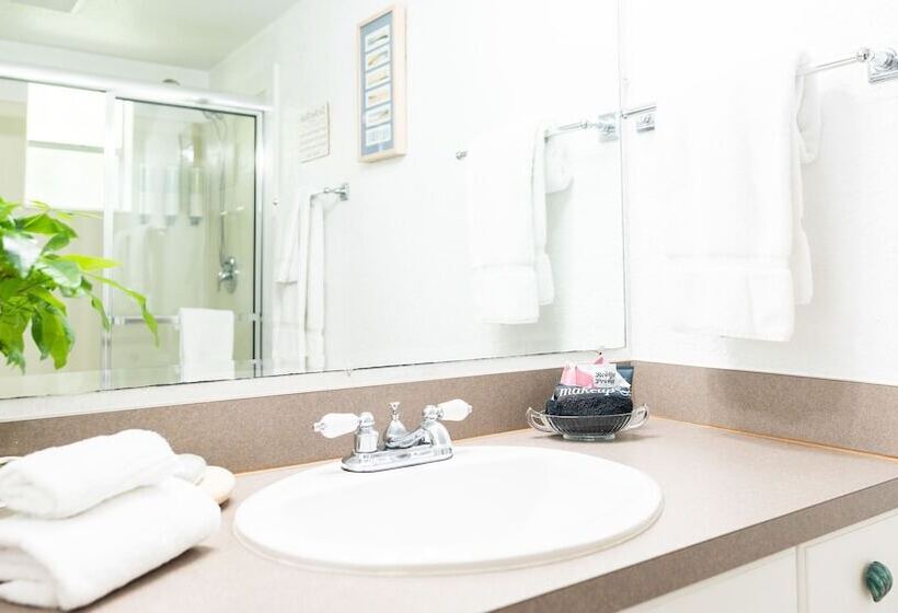 Bed and Breakfast Meranova Guest Inn