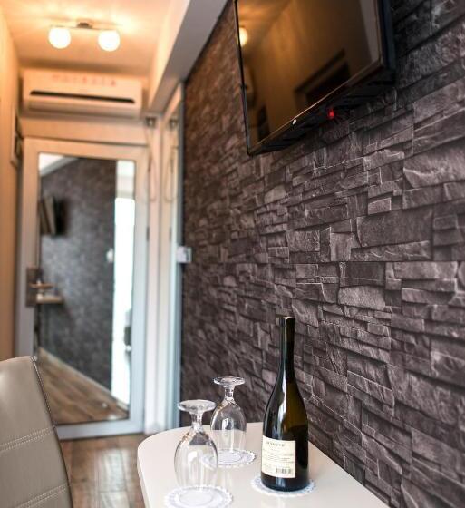 تختخواب و صبحانه Zam Residence