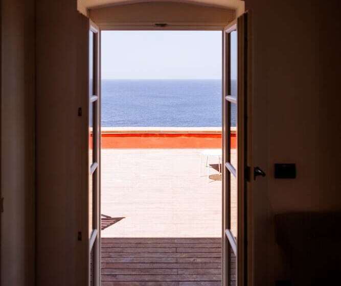 Resort Faro Di Punta Fenaio