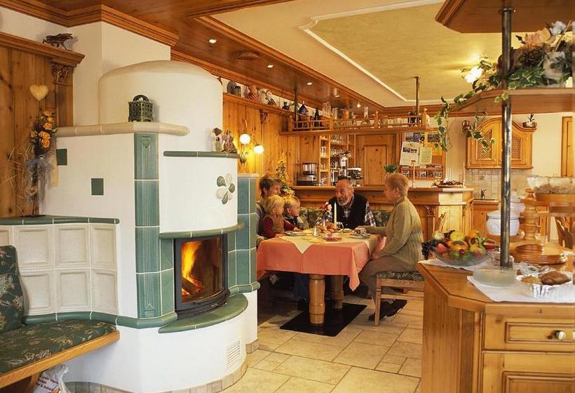 مبيت وإفطار Pension & Appartements Anny