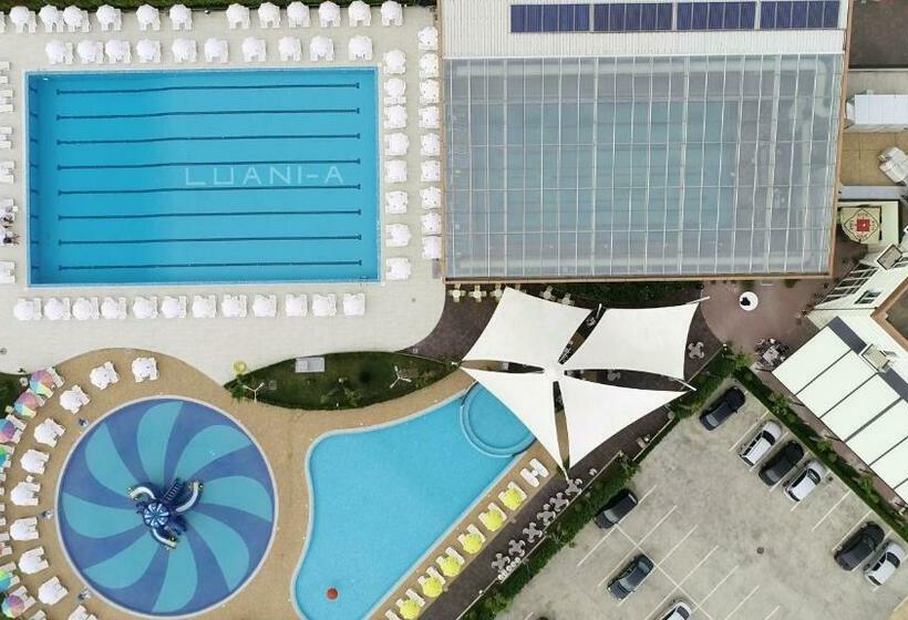 استراحتگاه Luani A Spa & Wellness Center