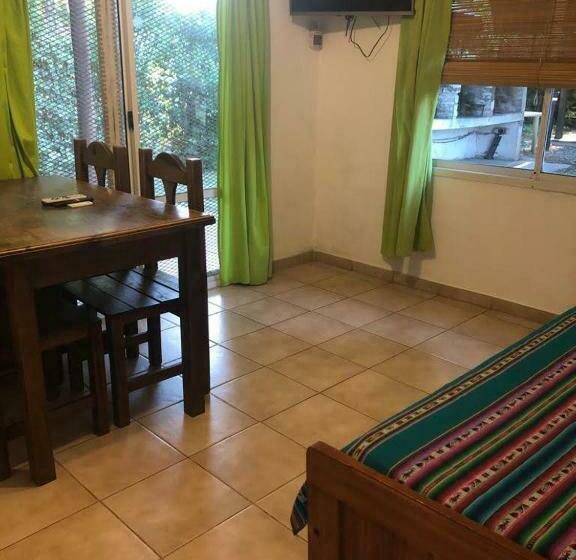 הוסטל Cabañas La Viña