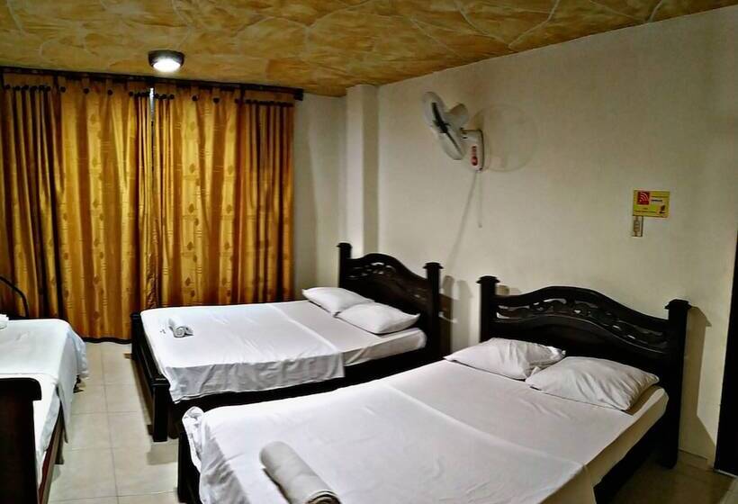 هتل Merkezi Saray