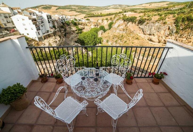 צימר La Maroma Rooms & Views