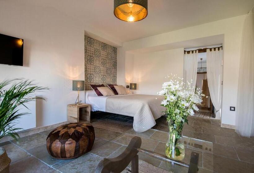 צימר La Maroma Rooms & Views