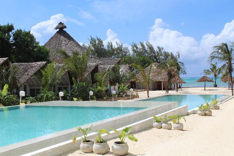 אתר נופש Fun Beach