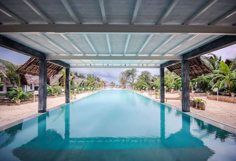 אתר נופש Fun Beach