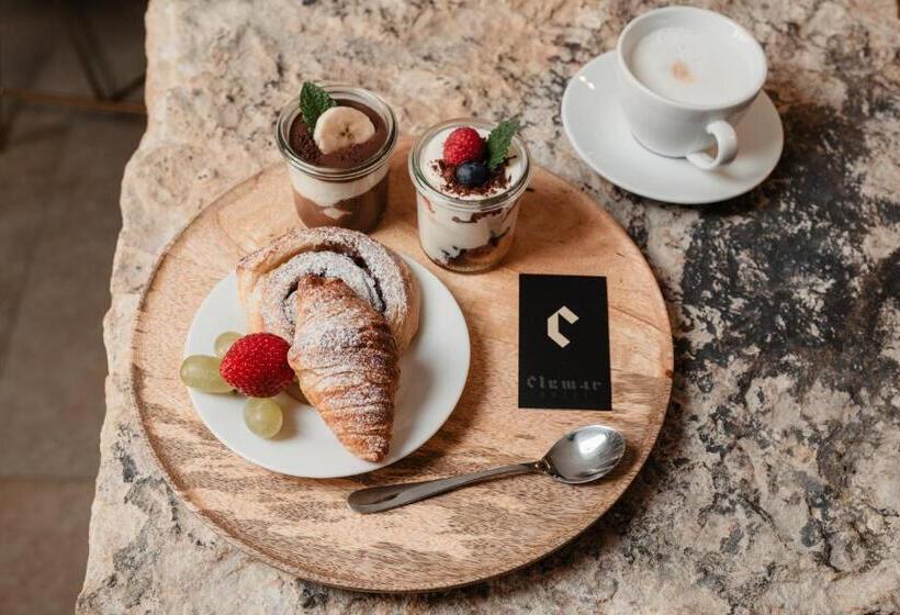 هتل Clemar