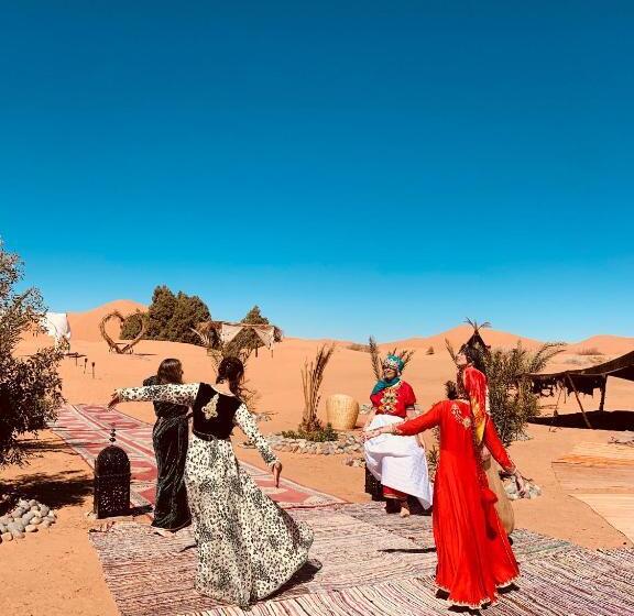 تختخواب و صبحانه Sahara Wellness Camp