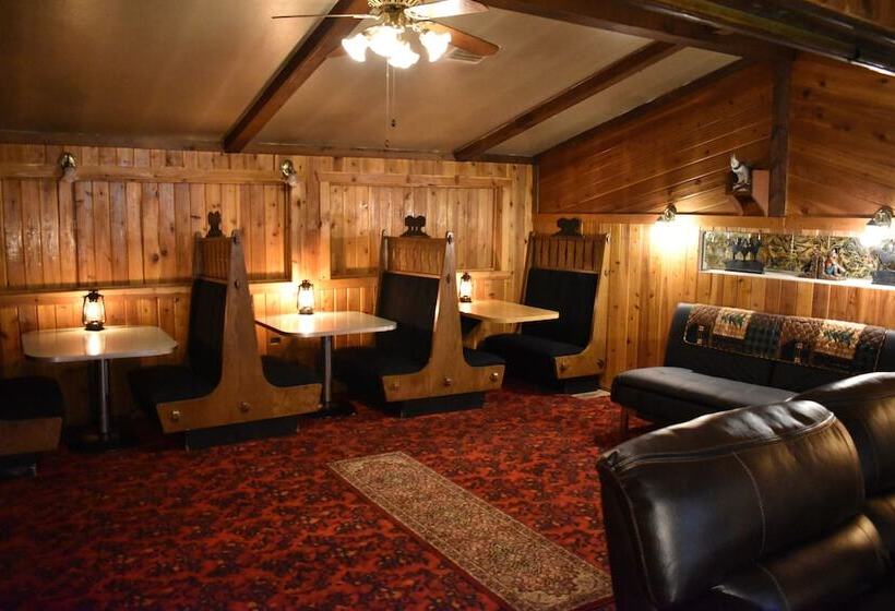 ホテル Silver Horseshoe Inn