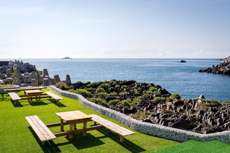 هاستل Brighthouse