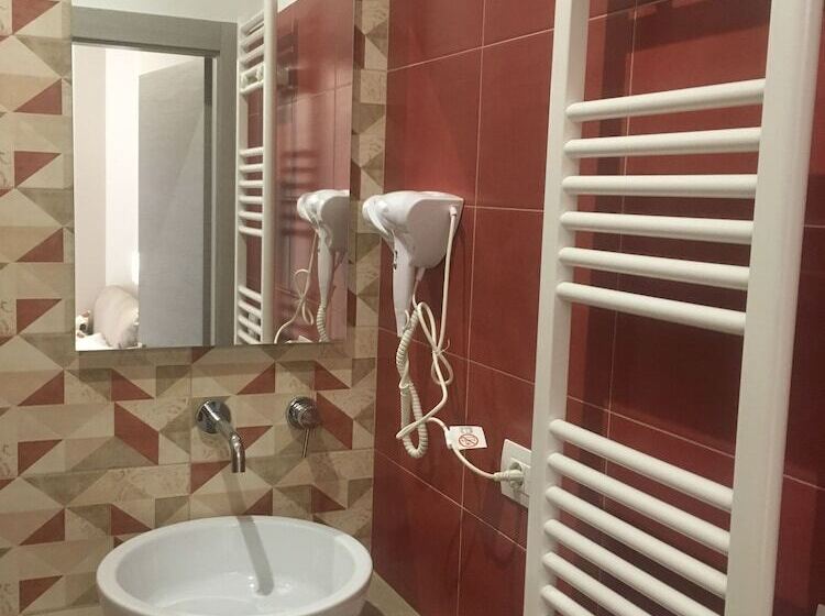مبيت وإفطار Robin Rooms