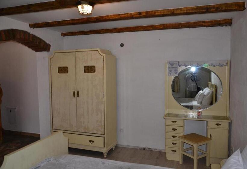 مُتل Srpsko Andrejevo Selo