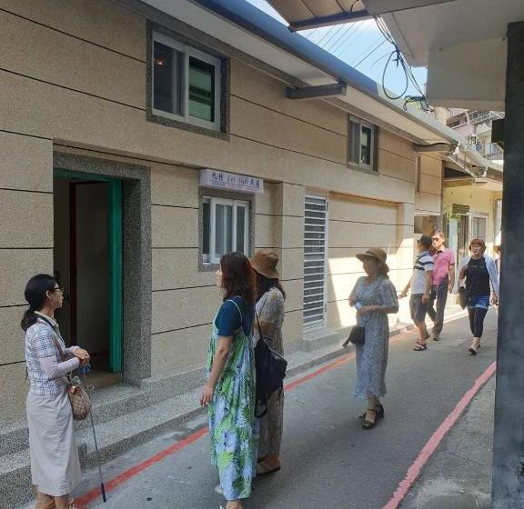 پانسیون Jiufen Let S Go Bed And Breakfast