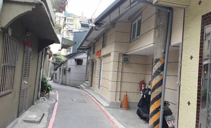 پانسیون Jiufen Let S Go Bed And Breakfast