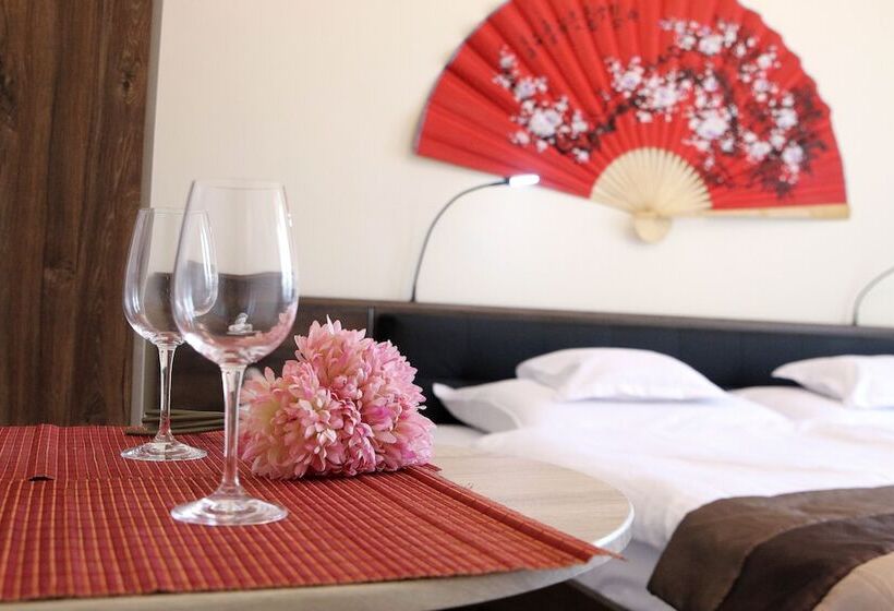 Orient Apartmanház