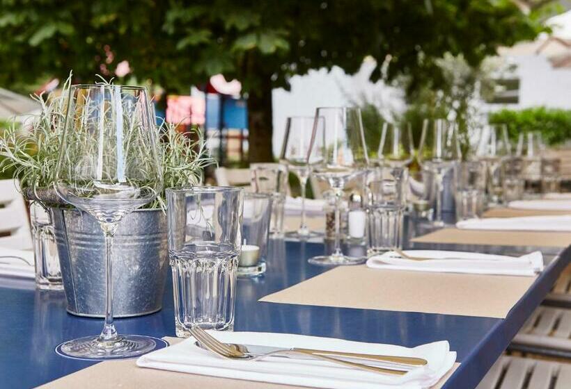 ホテル August Restaurant