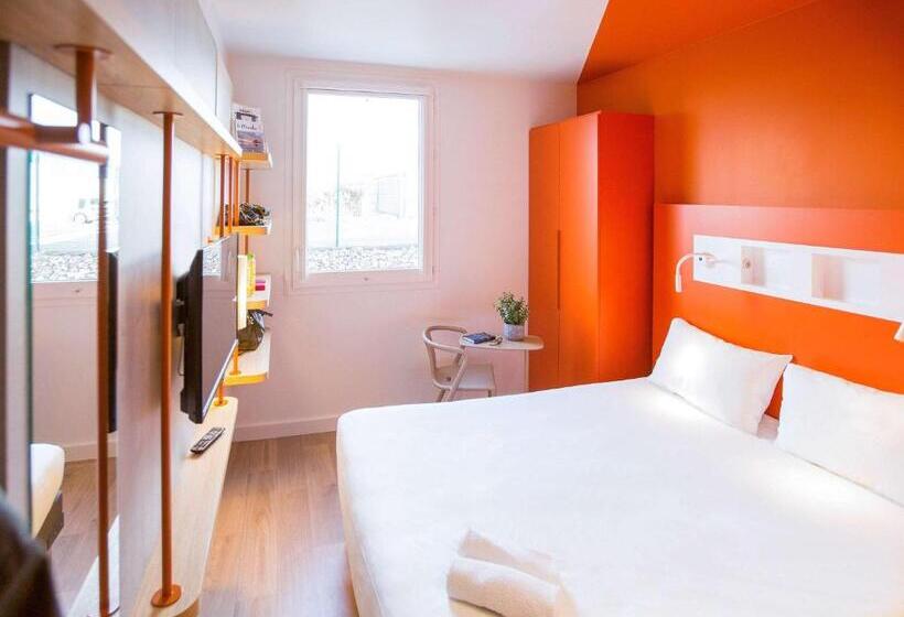 בית מלון כפרי Ibis Budget Dieppe Centre Port