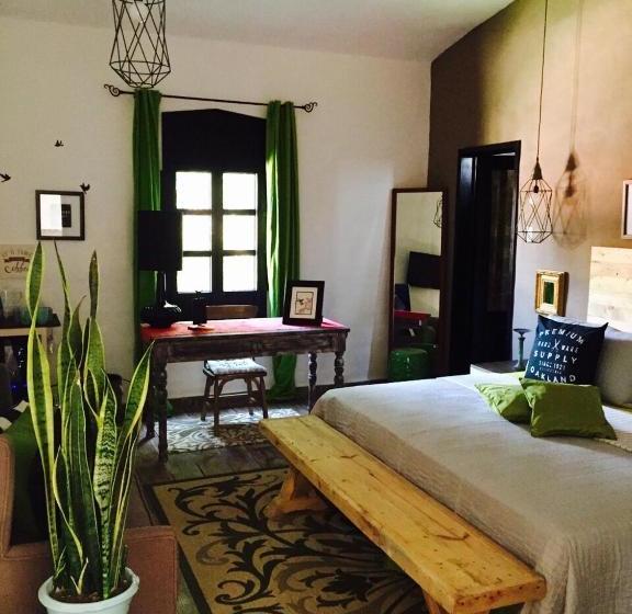 فندق Real De Piedra