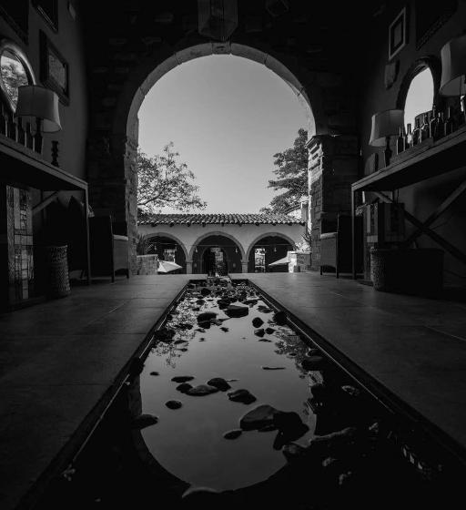 فندق Real De Piedra