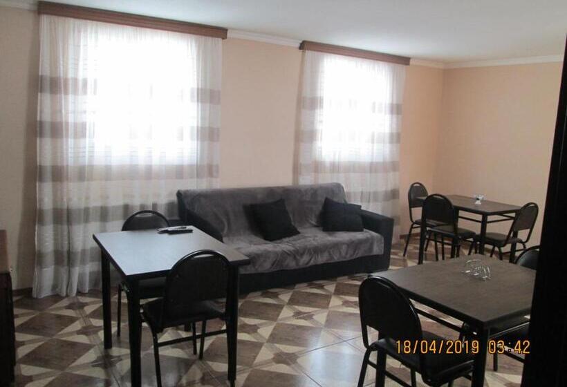 پانسیون Guesthouse Elli & Cottages