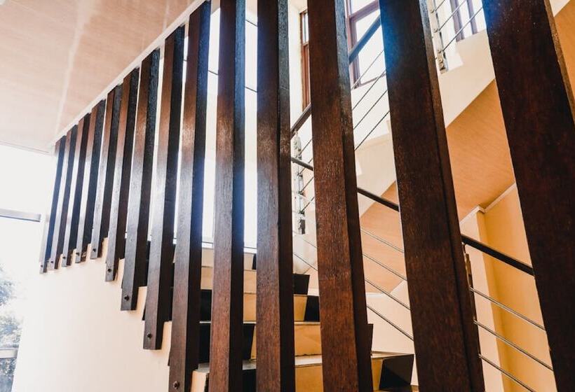 پانسیون Reddoorz Near Halim Perdanakusuma 3