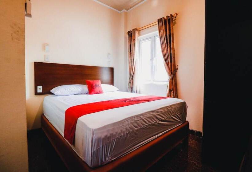 پانسیون Reddoorz Near Halim Perdanakusuma 3