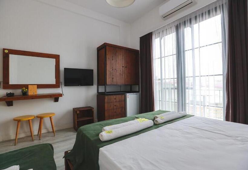 تختخواب و صبحانه Limon Inn Hotel, Taşucu
