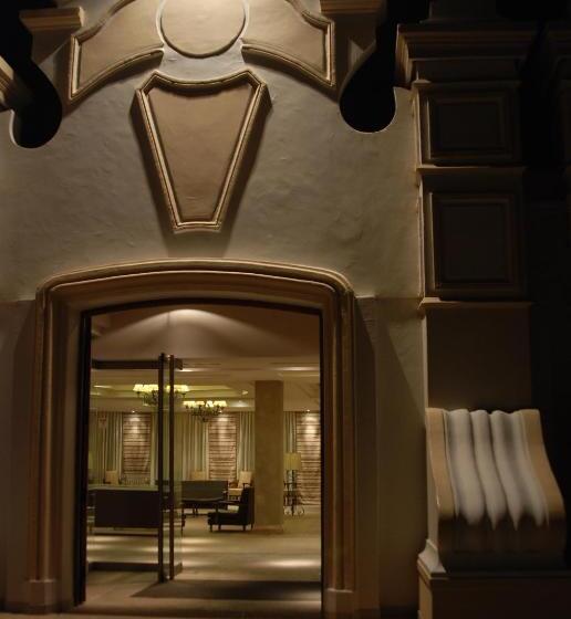 هتل Savoia Mendoza