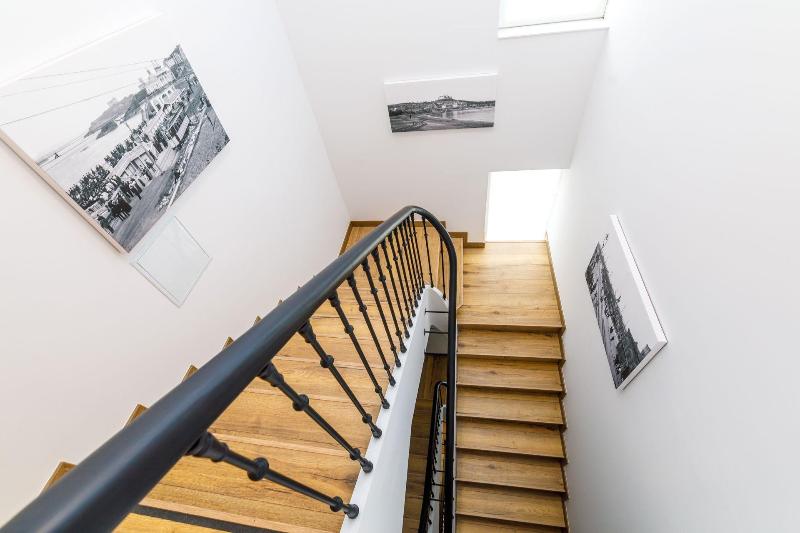 پانسیون Suite Home Pinares