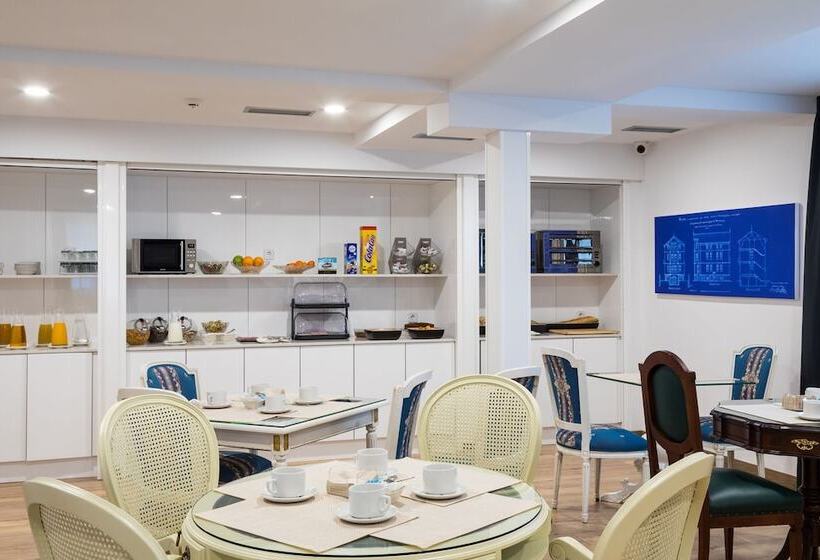 پانسیون Suite Home Pinares