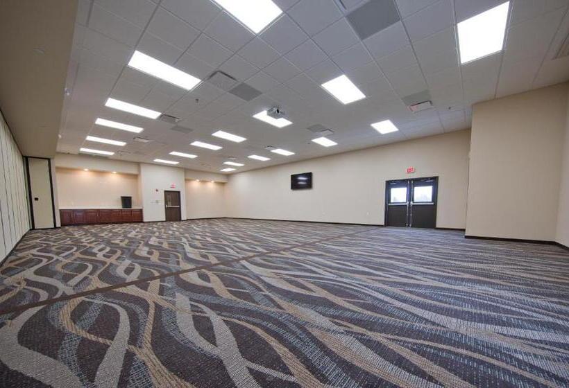 فندق Cobblestone Inn & Suites  Boone