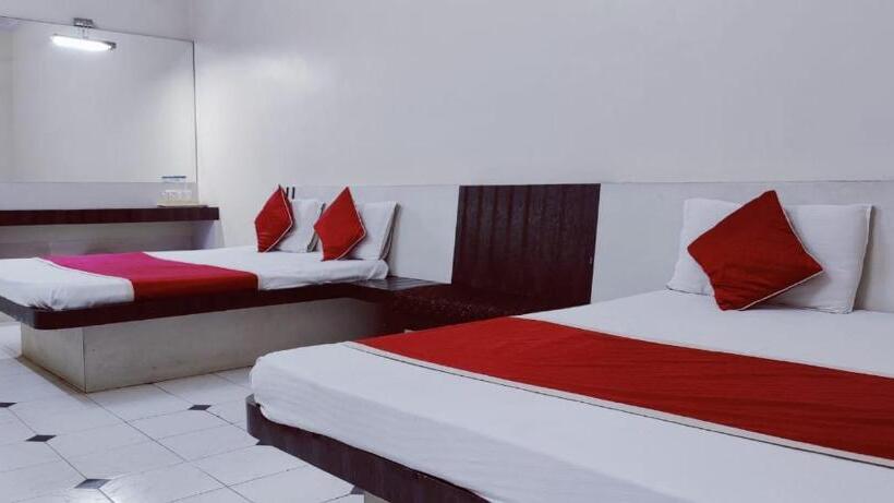 Отель Saideep Villas, Shirdi