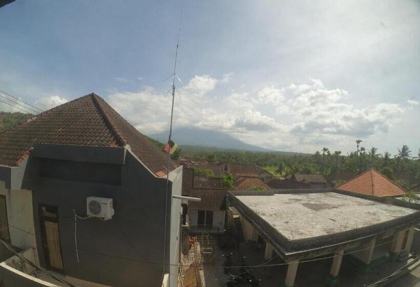 Local Hostel Amed
