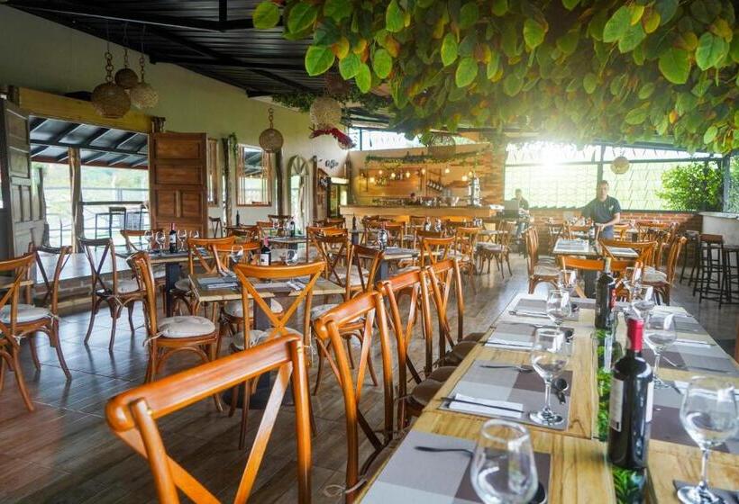 Finca Hotel Yerbabuena