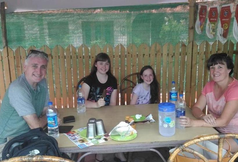 膳宿费 Abirami Guest House