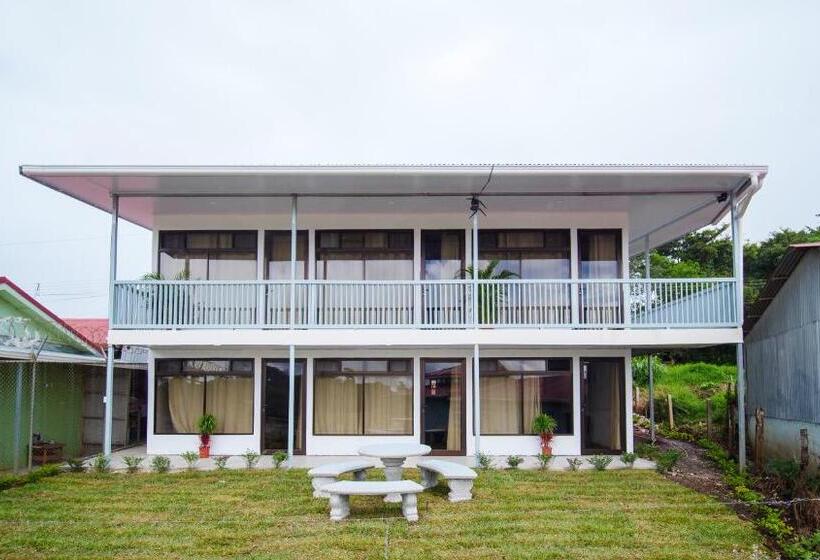 تختخواب و صبحانه Hostel Cattleya   Monteverde, Costa Rica